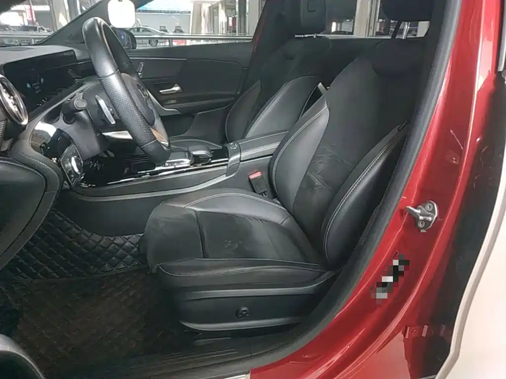 Mercedes-Benz A-Class — миниатюра 15