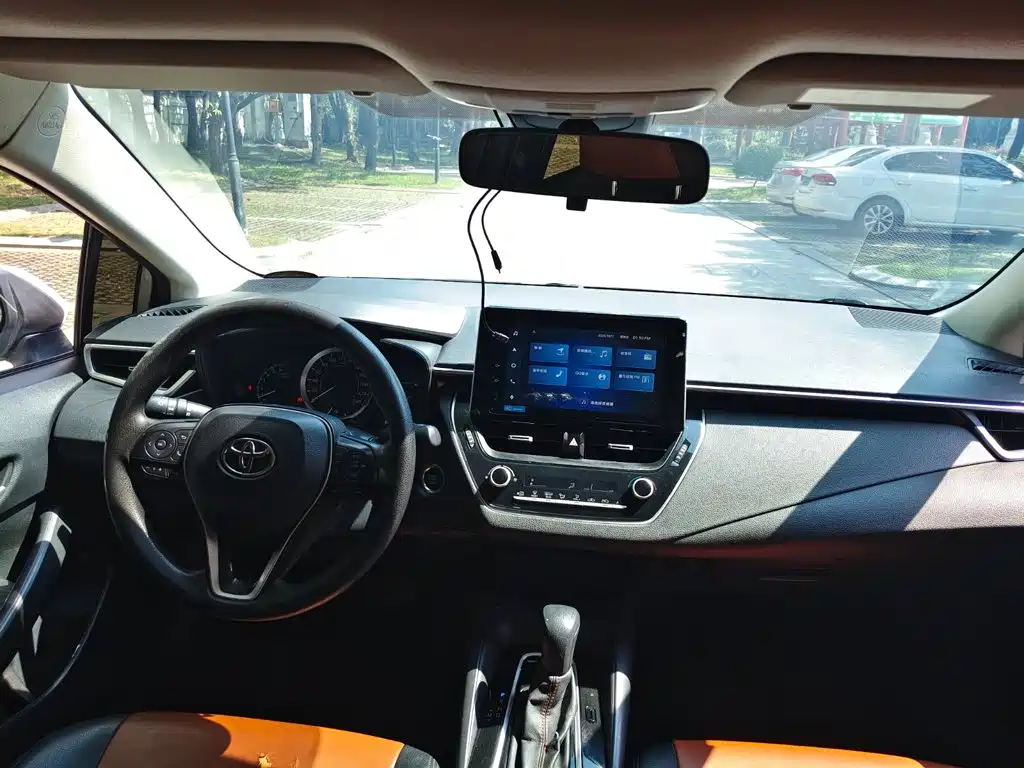Toyota Corolla — миниатюра 8