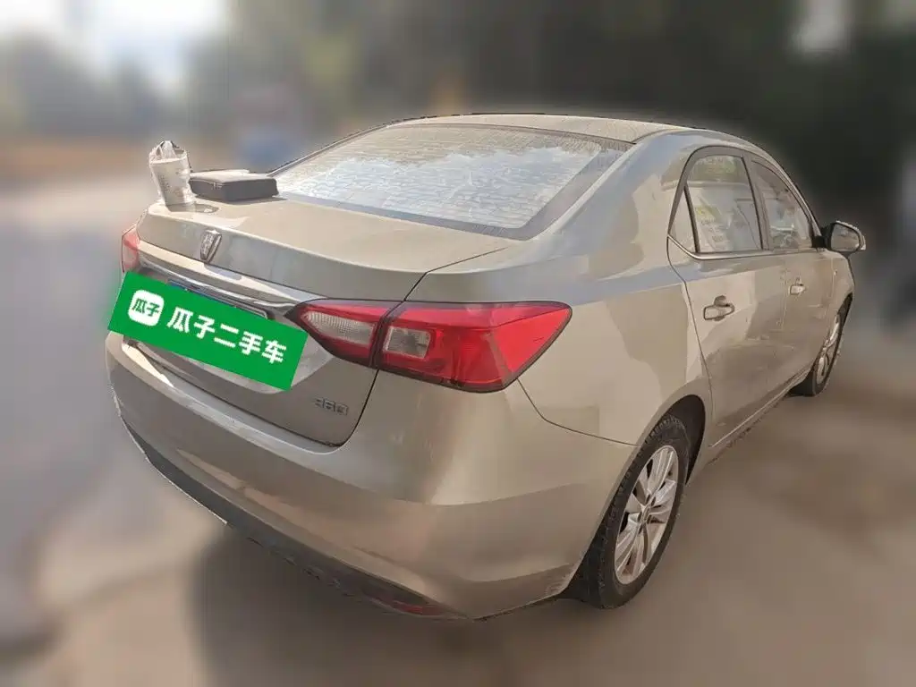 Roewe 360 — миниатюра 6