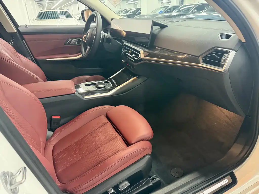 BMW 3 Series — миниатюра 7