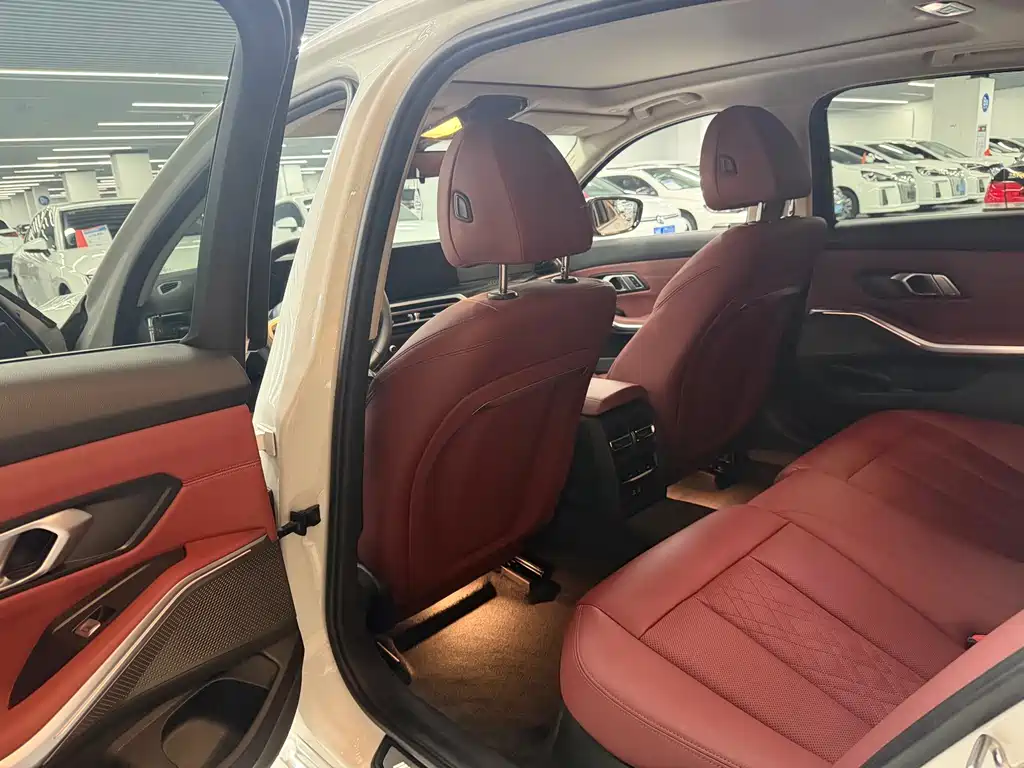 BMW 3 Series — миниатюра 9