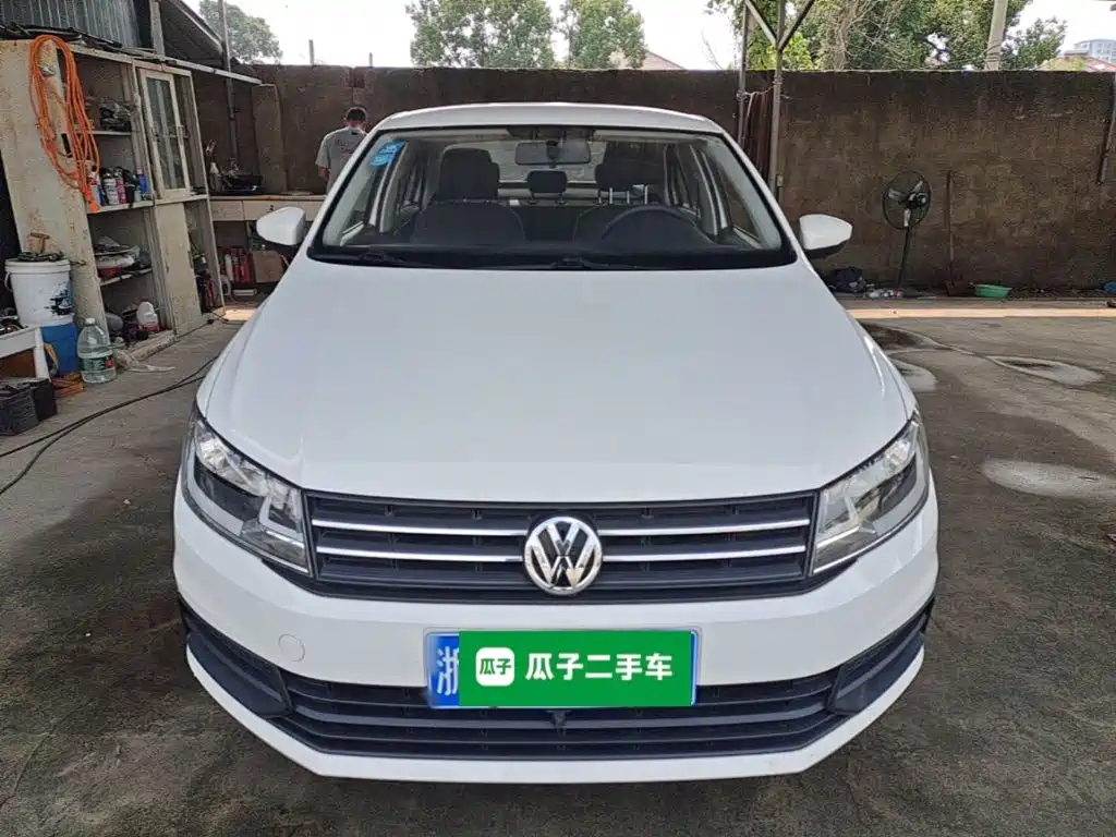 Volkswagen Santana — миниатюра 3