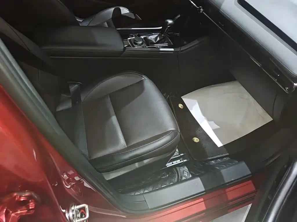 Mazda 3 Axela — миниатюра 25
