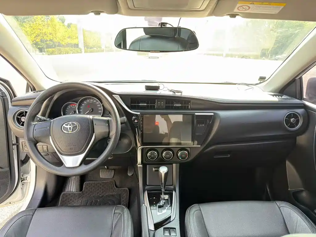 Toyota Corolla — миниатюра 12