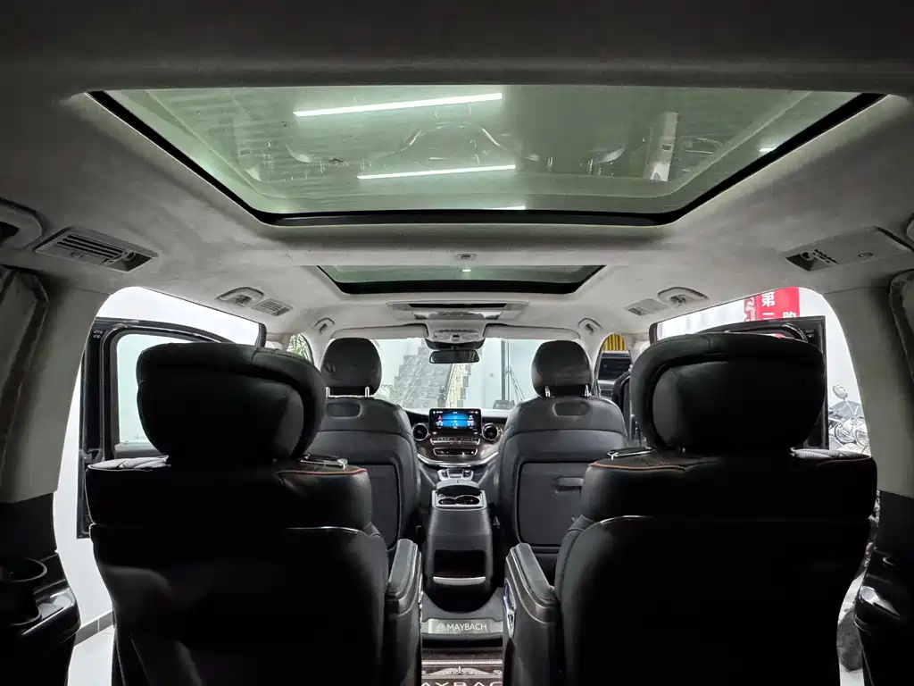 MERCEDES-BENZ V CLASS