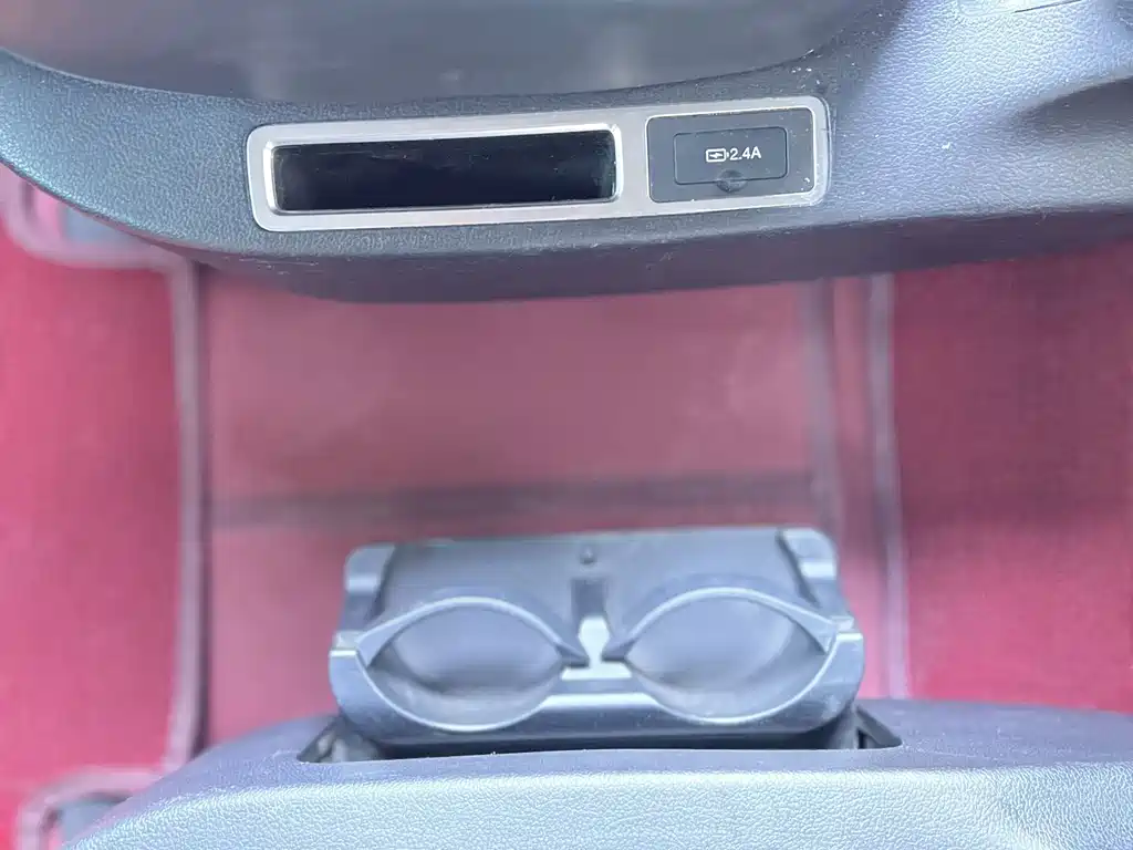 GAC Motor Trumpchi M6 — миниатюра 11