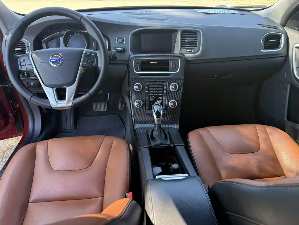 Volvo S60 — миниатюра 6