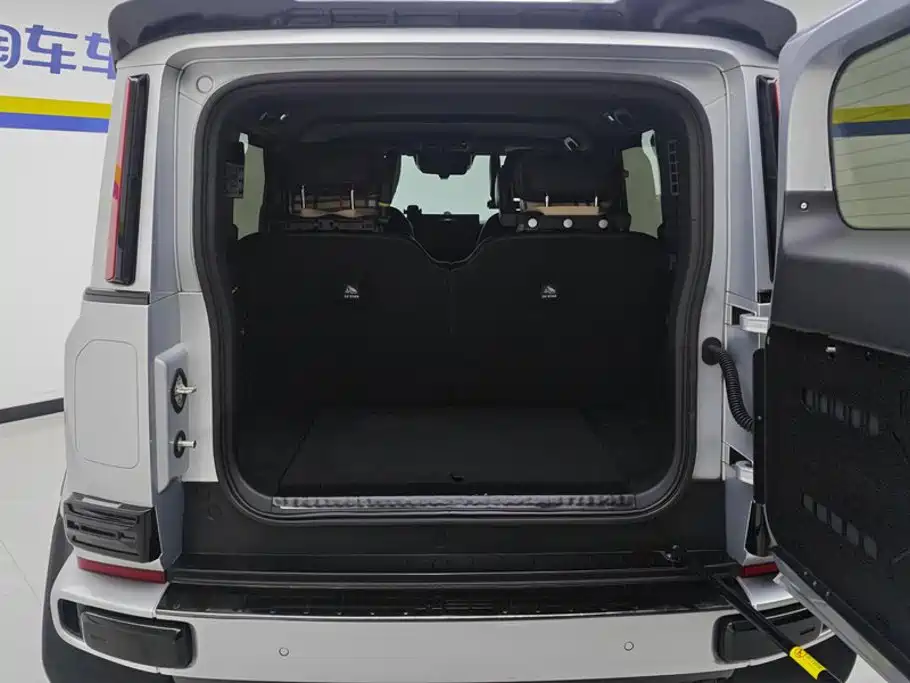 iCAR Автомобиль SuperV23 — миниатюра 4