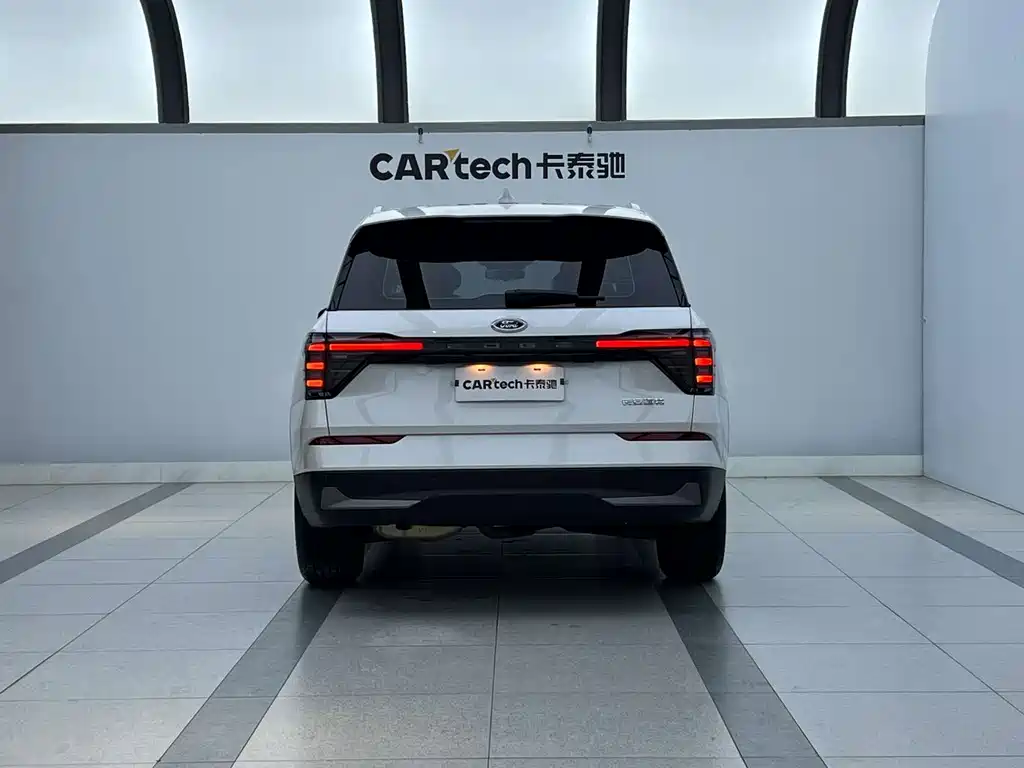 Ford Edge — миниатюра 6
