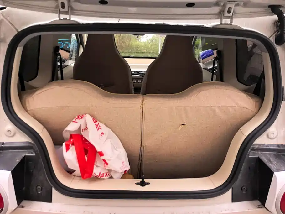 Wuling MINIEV — миниатюра 4