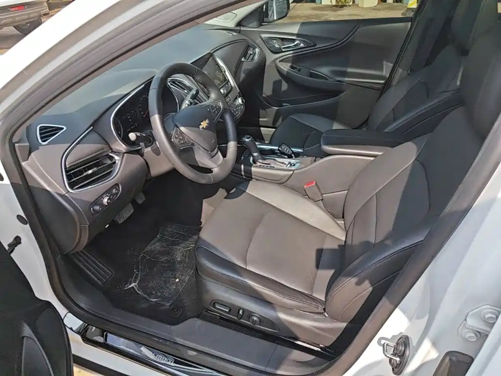 Chevrolet Malibu XL — миниатюра 15