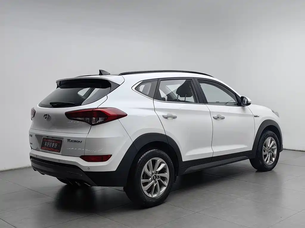 Hyundai Tucson — миниатюра 2