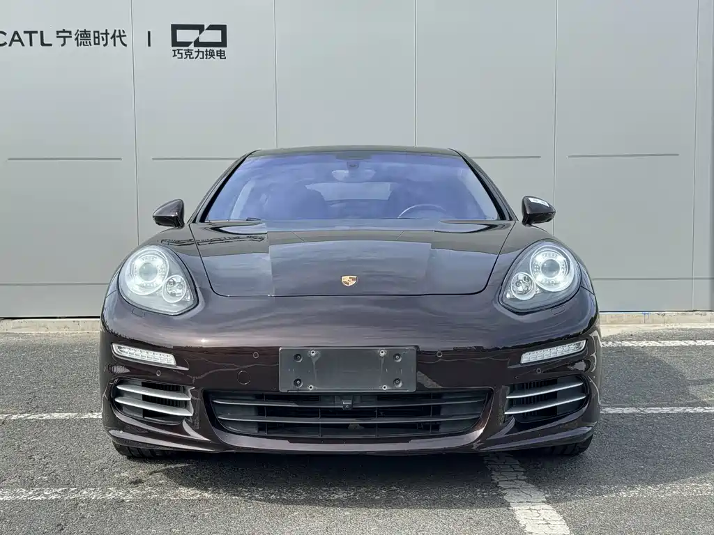 Porsche Panamera — миниатюра 2