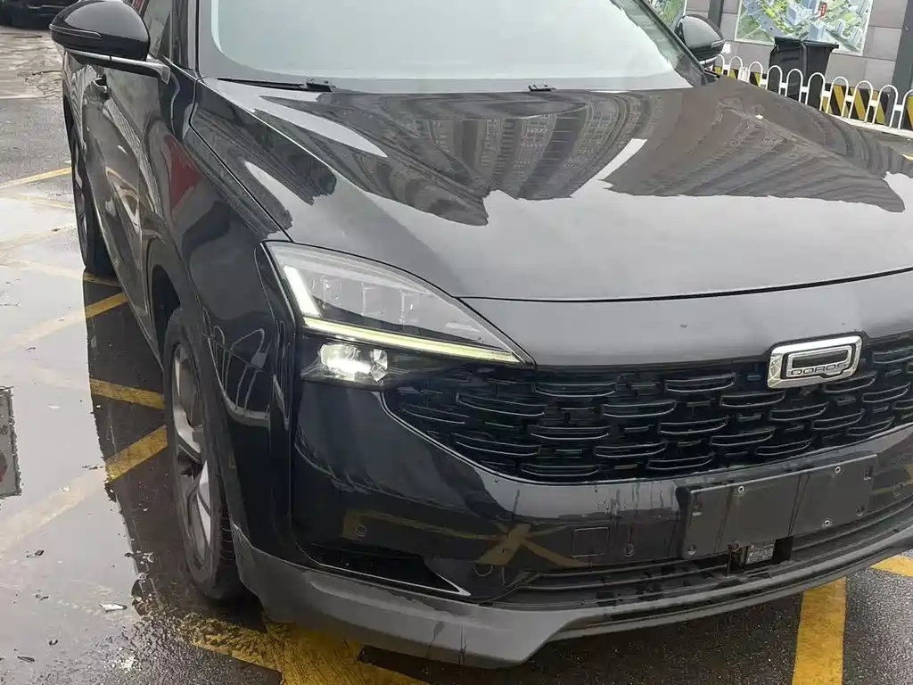 Qoros Qoros 7 2021