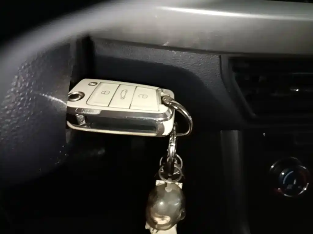 Volkswagen Lavida — миниатюра 9