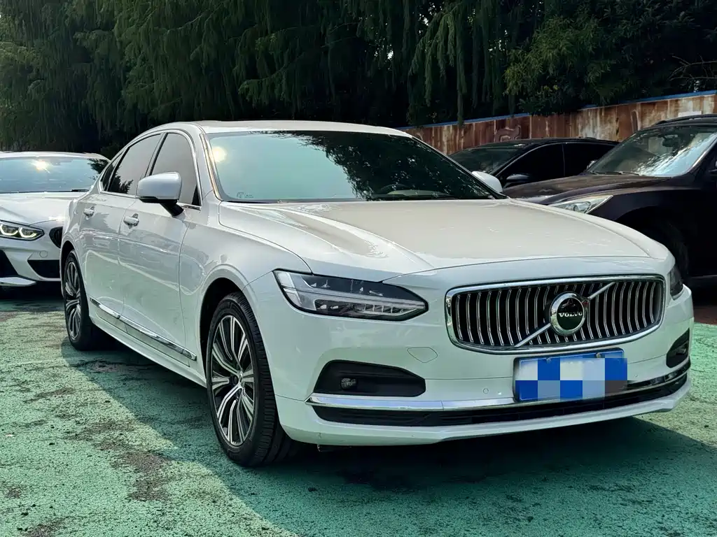 Volvo S90 — миниатюра 3