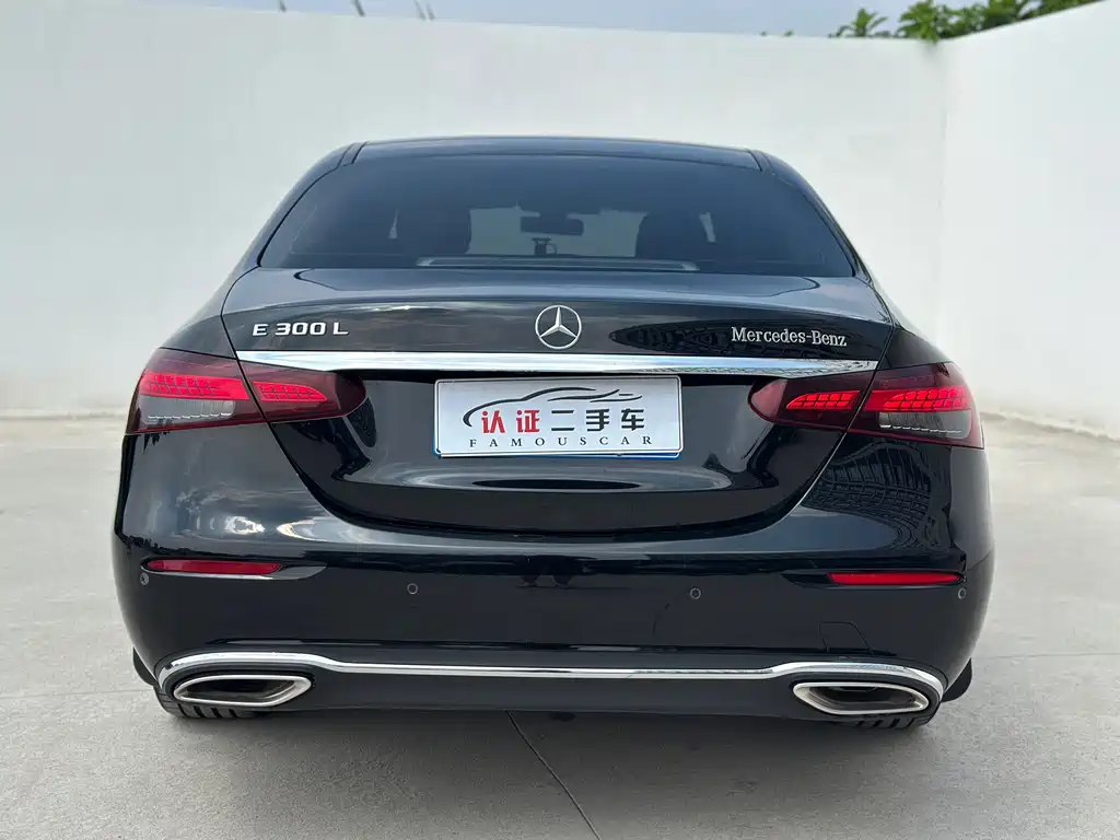 Mercedes-Benz E-Class — миниатюра 20