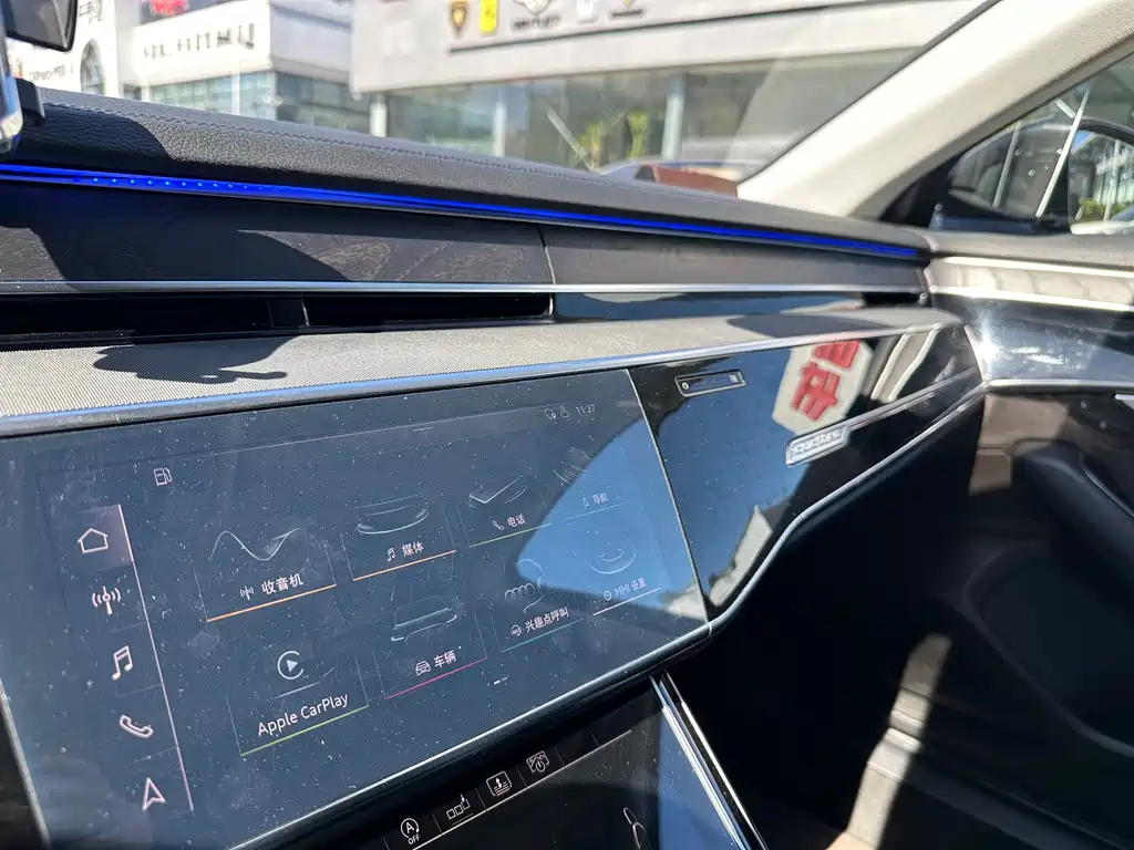 Audi A8 — миниатюра 14