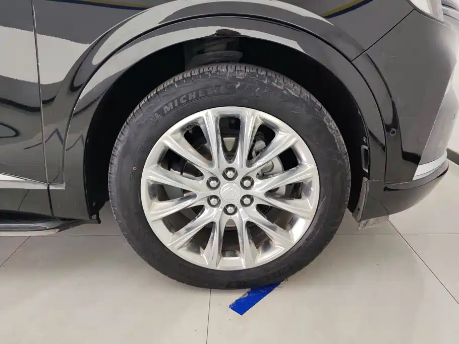 Buick Enclave — миниатюра 6