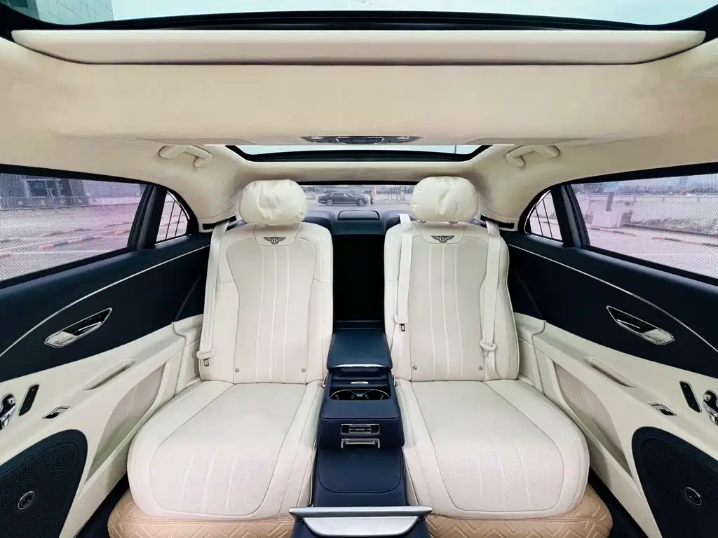 BENTLEY FLYING SPUR PLUG IN HYBRID