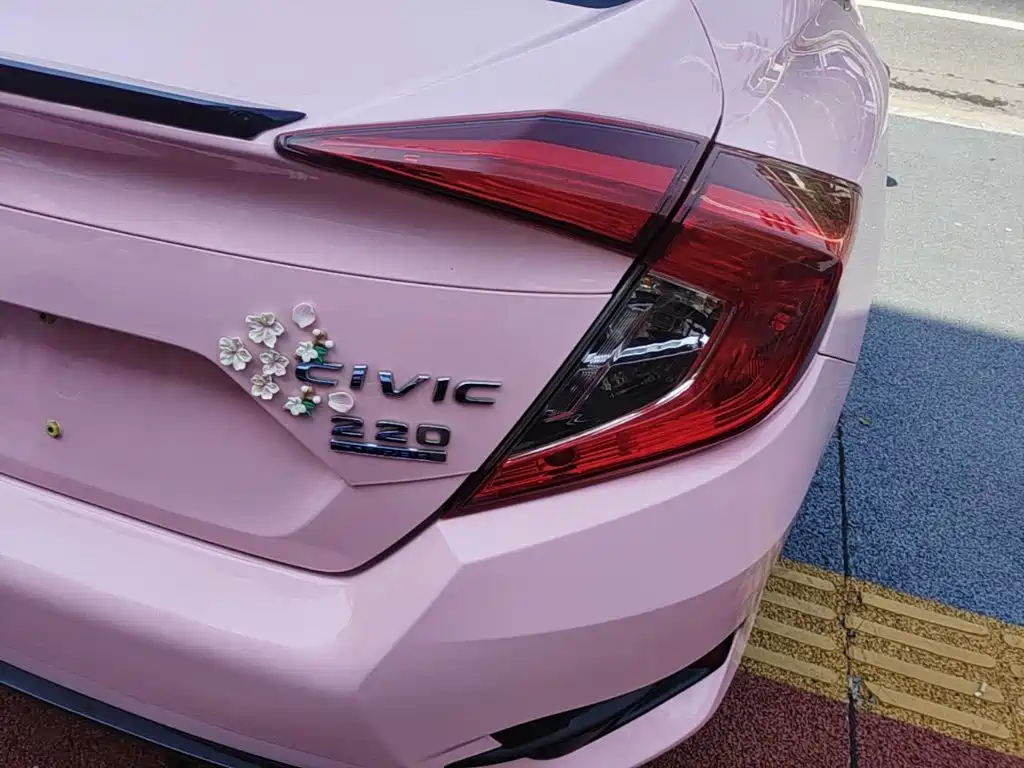 Honda Civic — миниатюра 8