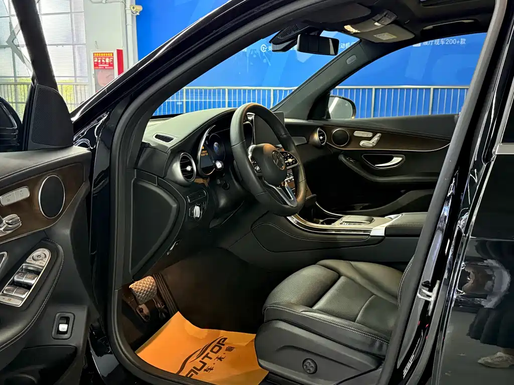 Mercedes-Benz GLC — миниатюра 5