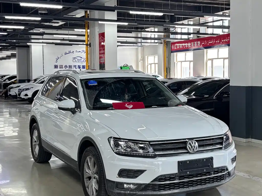 Volkswagen Tiguan — миниатюра 3