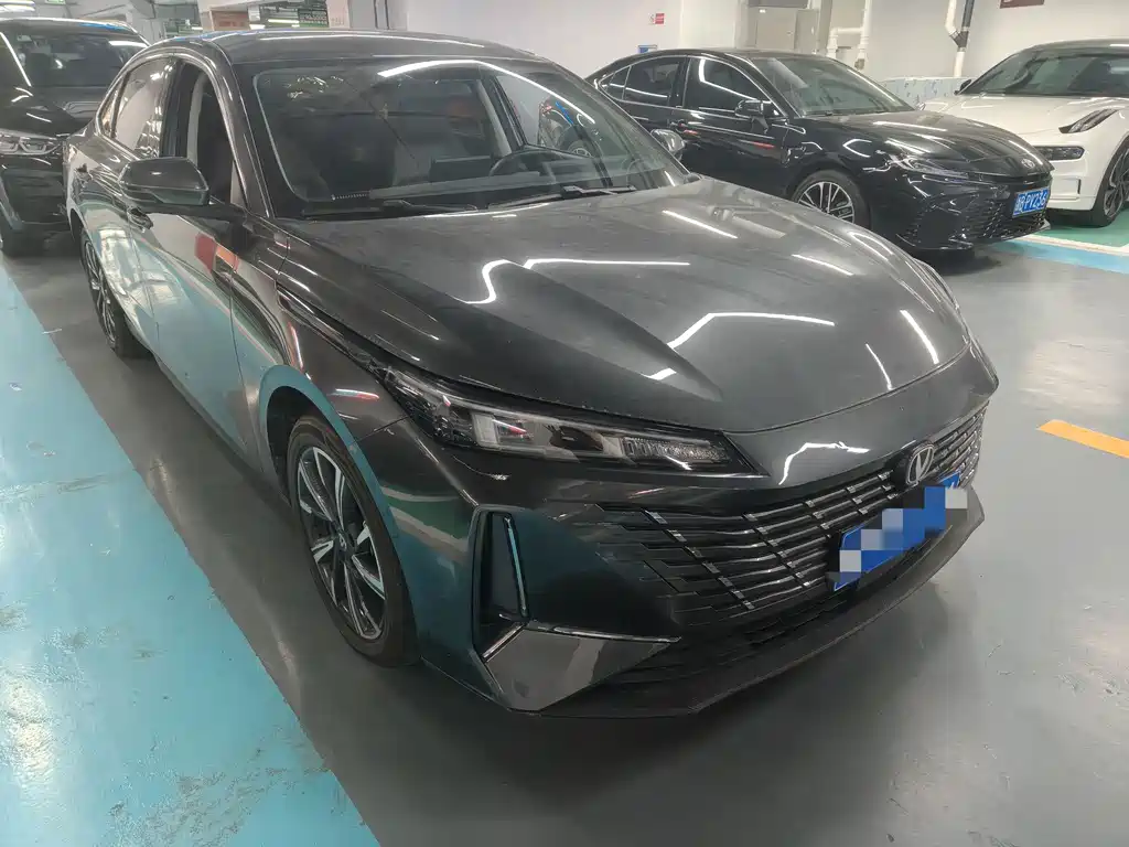 Changan Eado — миниатюра 3