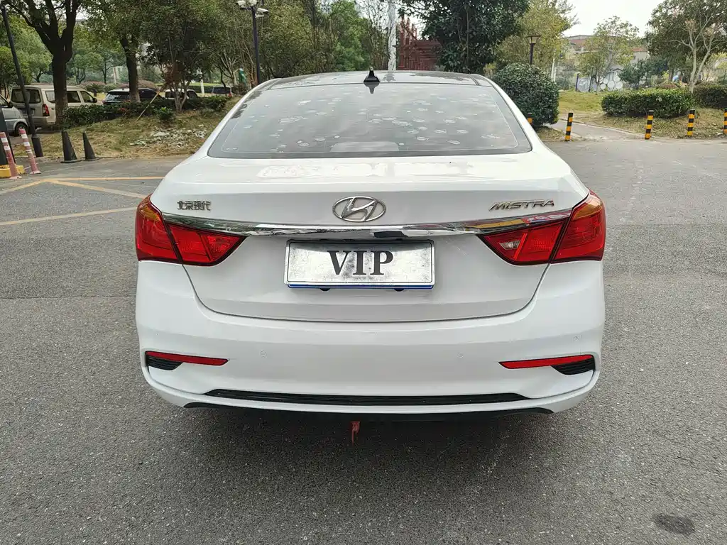 Hyundai Mistra — миниатюра 8