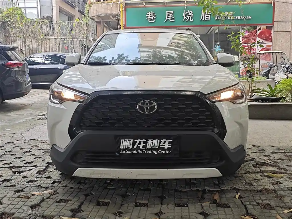 Toyota Corolla Cross — миниатюра 2