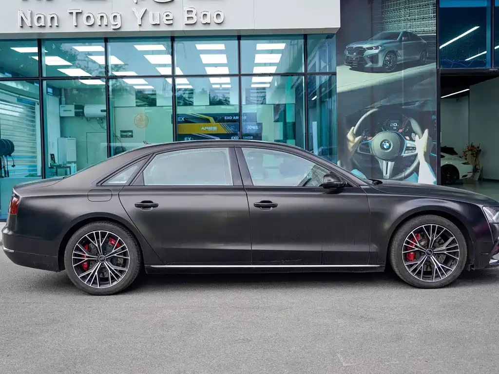 Audi A8 — миниатюра 5