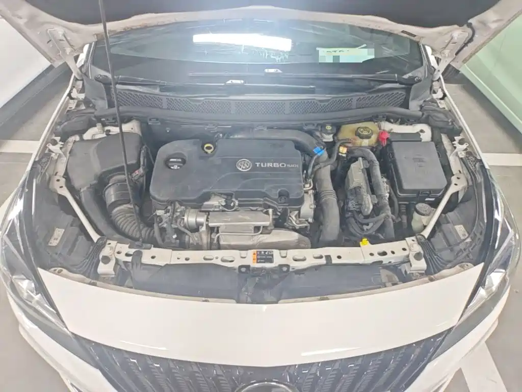 Buick Verano — миниатюра 20