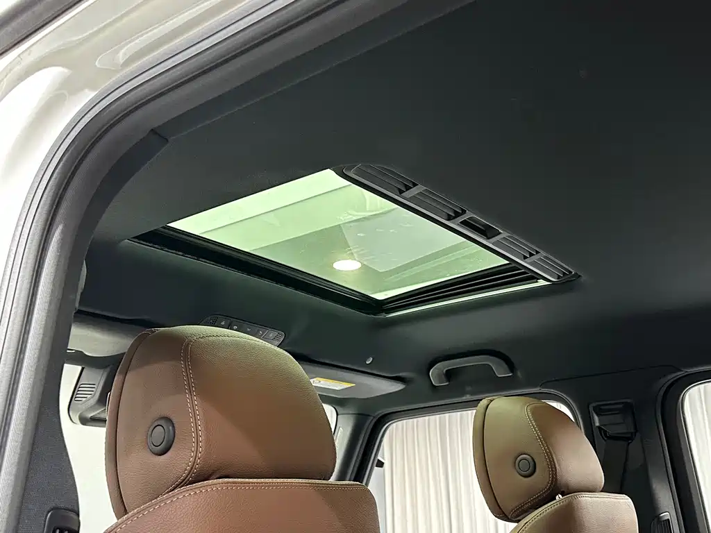 Mercedes-Benz G-Class — миниатюра 17
