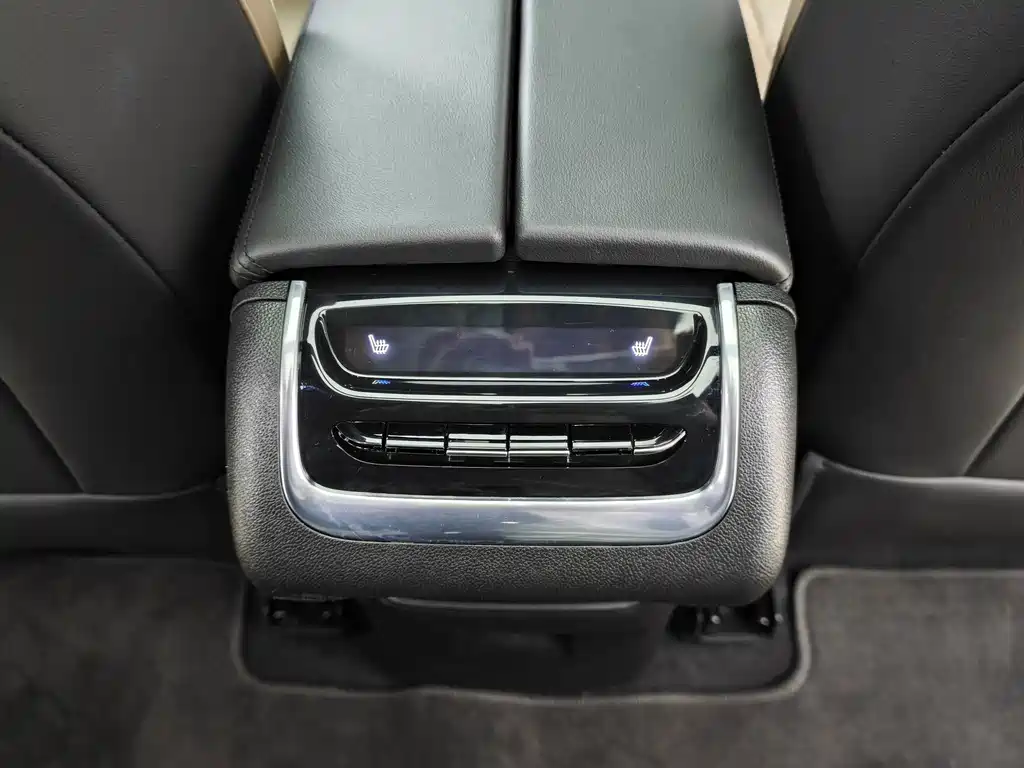 Buick Enclave — миниатюра 16