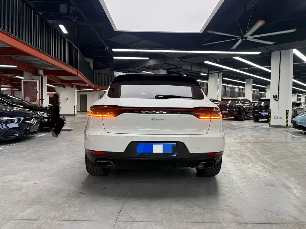 Porsche Macan — миниатюра 25