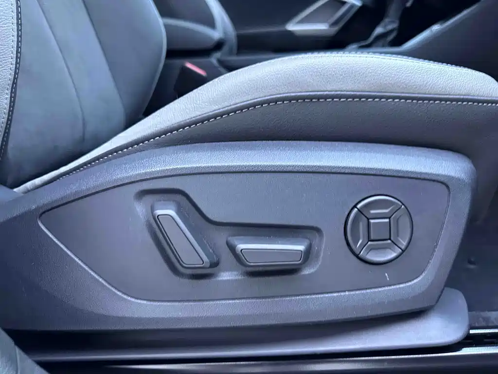 Audi Q3 — миниатюра 22