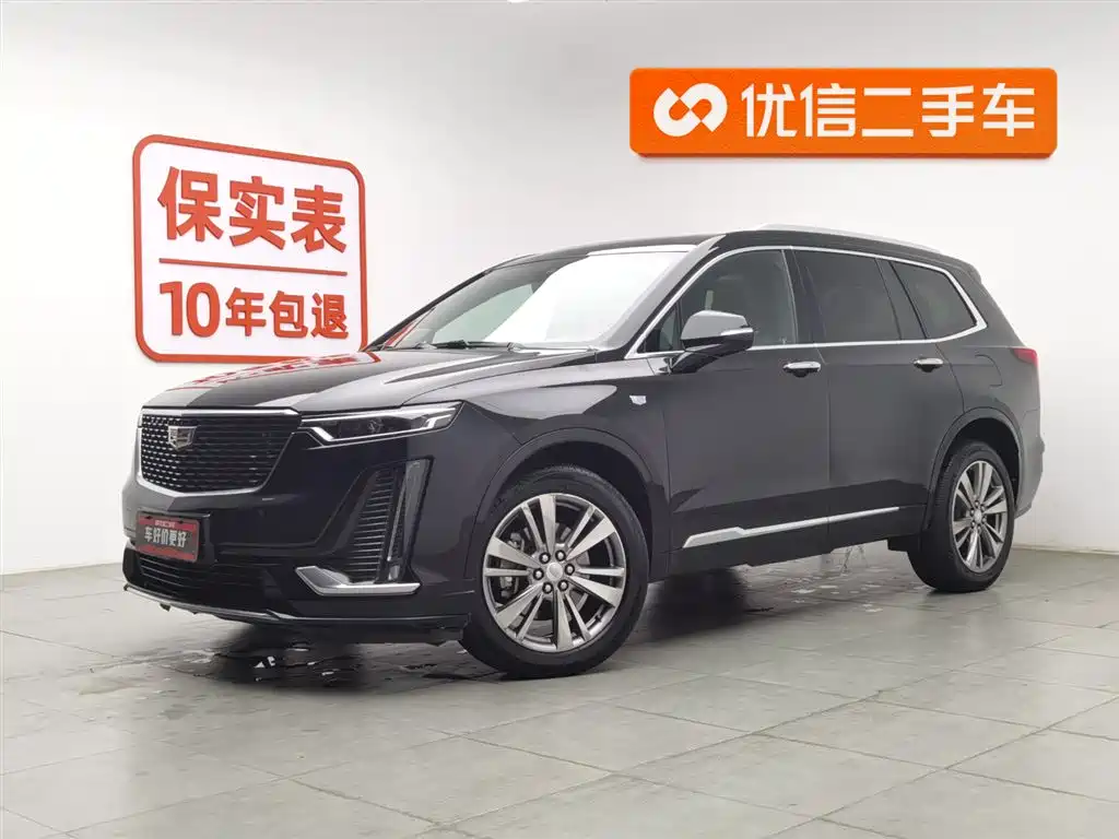 CADILLAC XT6