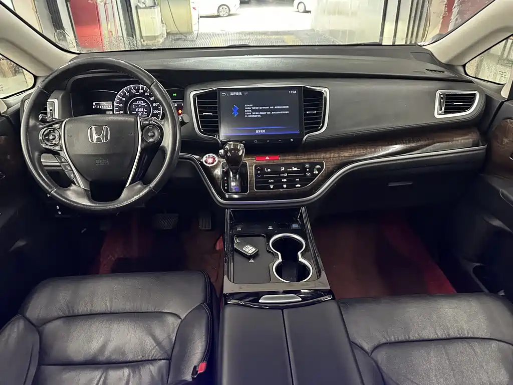Honda Odyssey — миниатюра 6