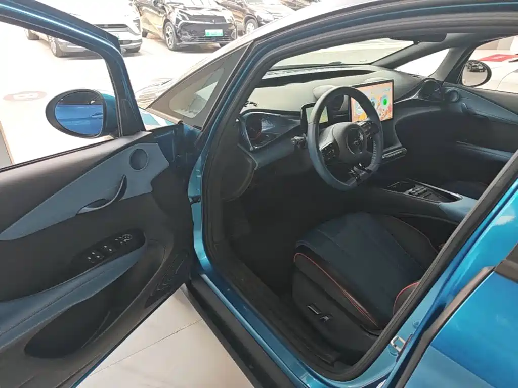 BYD Dolphin — миниатюра 16