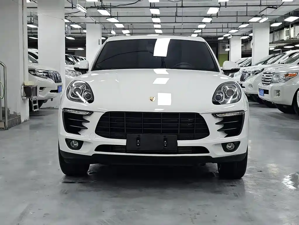 Porsche Macan — миниатюра 2