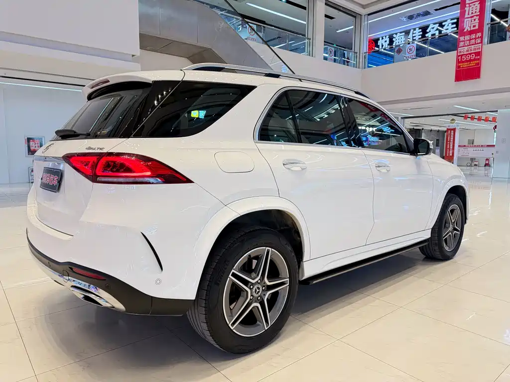 Mercedes-Benz GLE (Import) — миниатюра 17