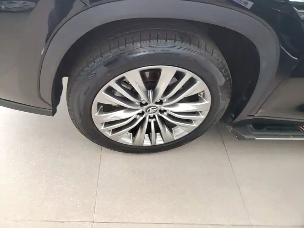 Toyota Highlander — миниатюра 23