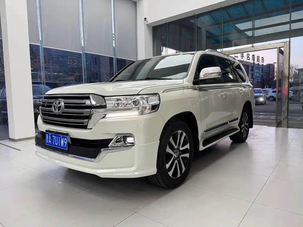 Toyota Land Cruiser 2016