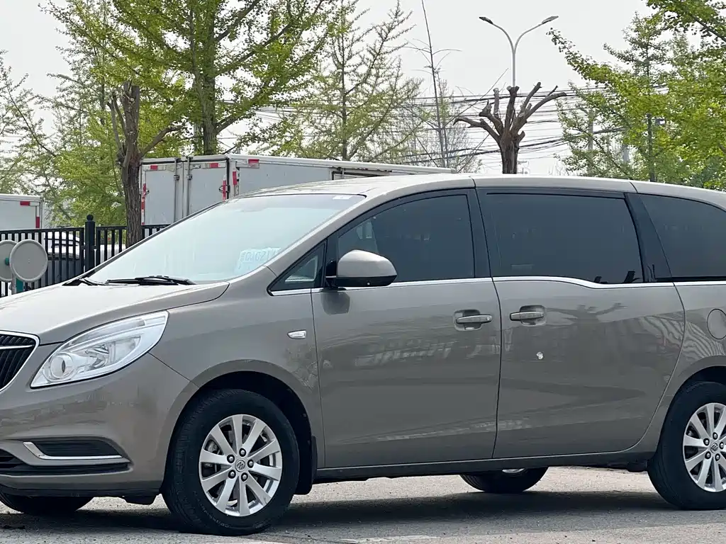 Buick GL8 2018
