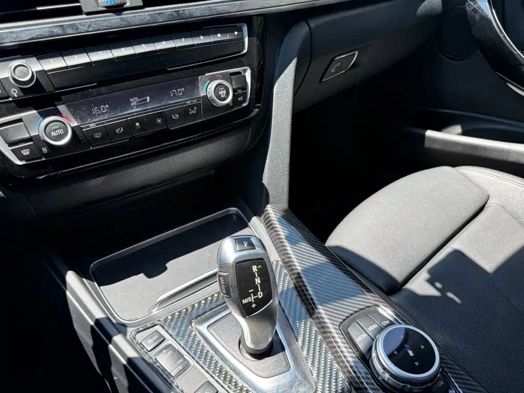 BMW 3 Series — миниатюра 10