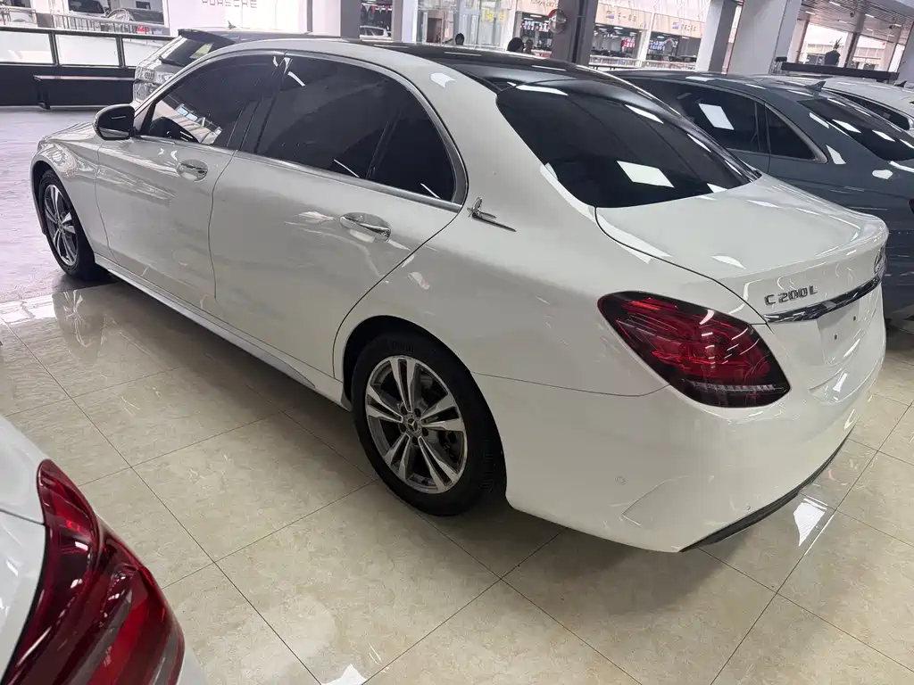 Mercedes-Benz C-Class — миниатюра 17