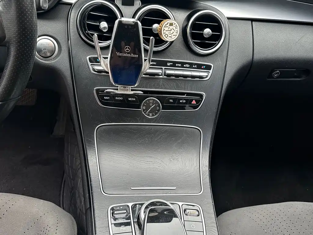 Mercedes-Benz C-Class — миниатюра 7
