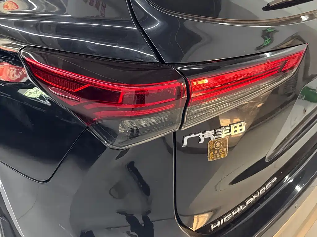 Toyota Highlander — миниатюра 11