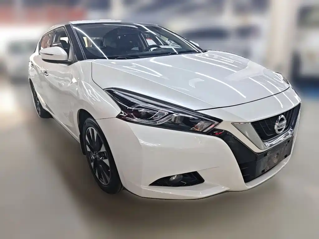 Nissan Bluebird — миниатюра 6