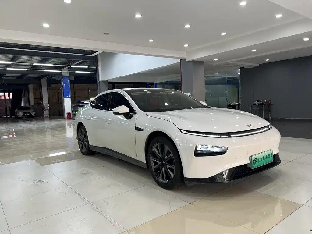 XPeng P7 — миниатюра 3